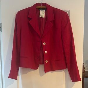 Vibrant Red Tailored Blazer with Classic Lapel